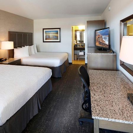Best Western Plus Hilltop Inn Redding Kültér fotó