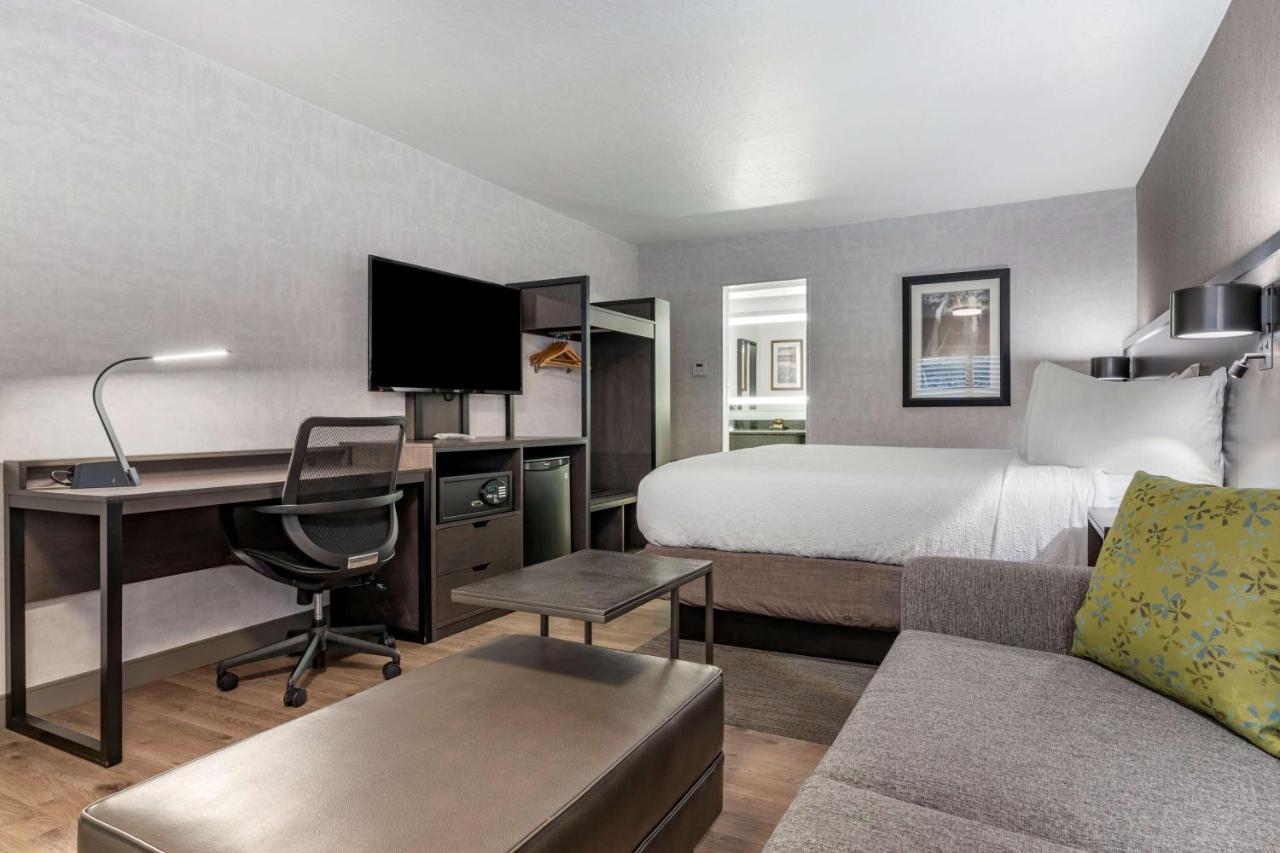 Best Western Plus Hilltop Inn Redding Kültér fotó