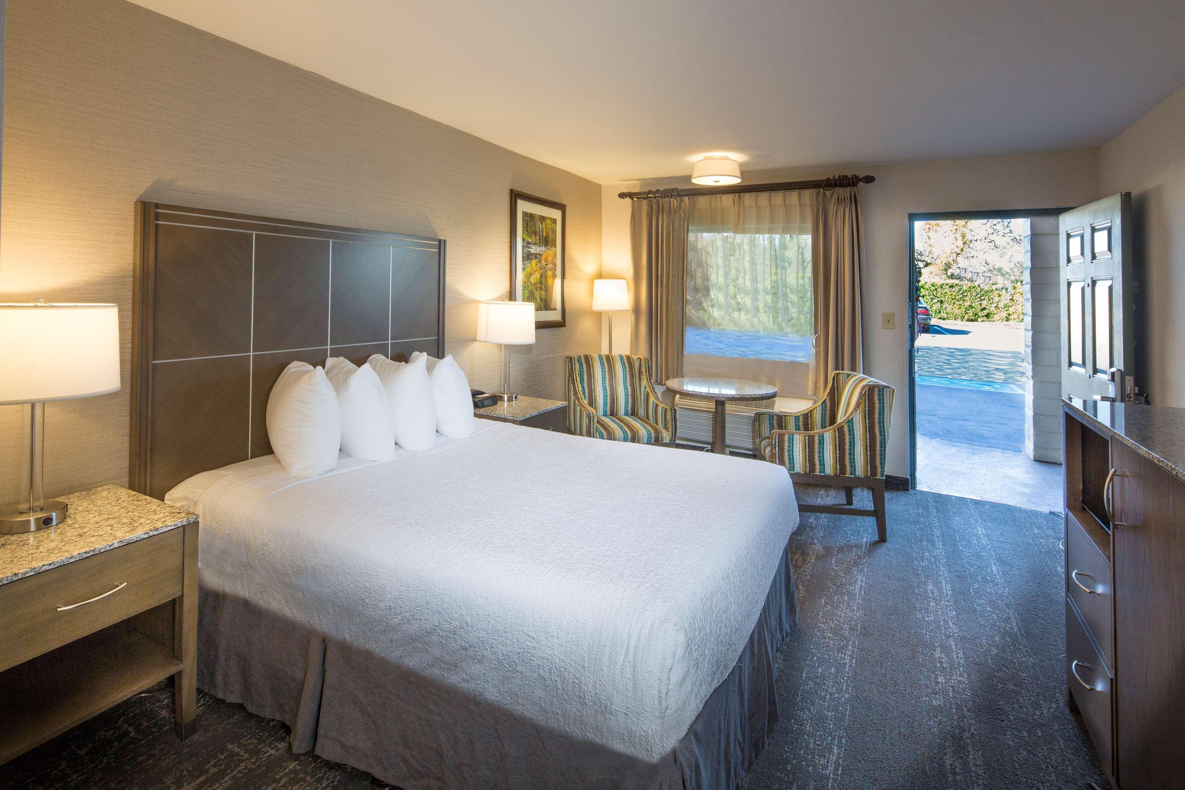 Best Western Plus Hilltop Inn Redding Kültér fotó