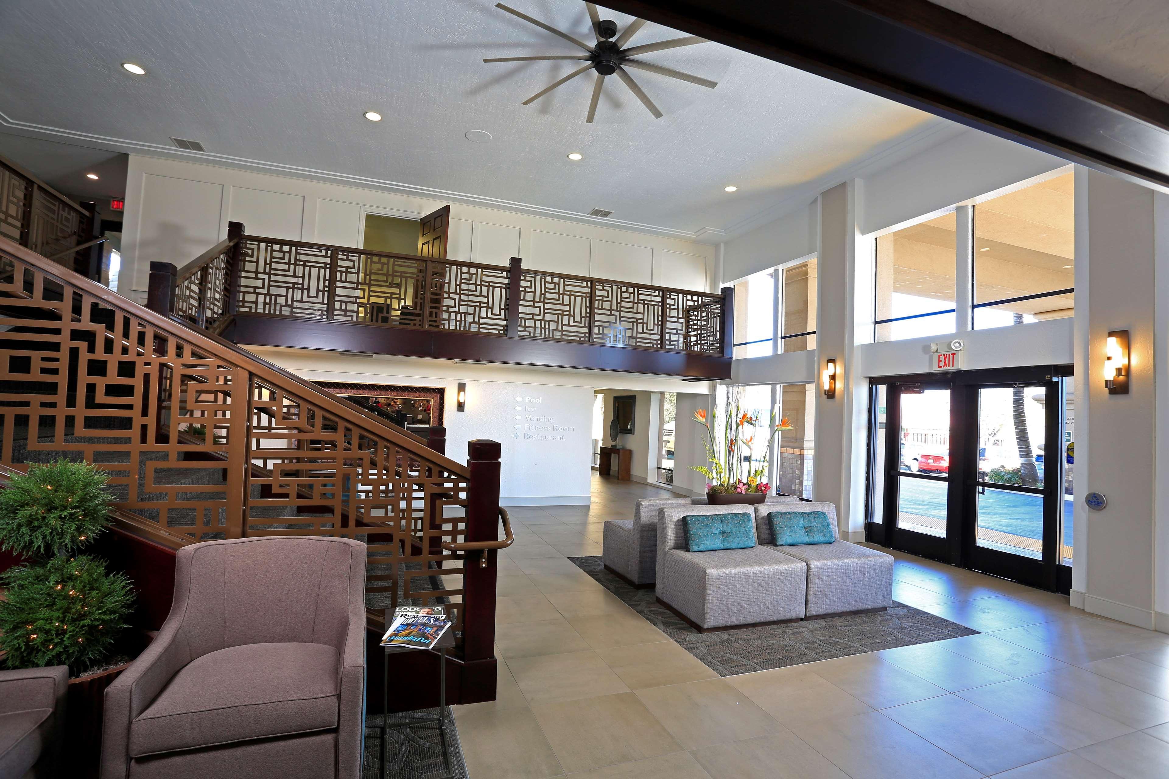 Best Western Plus Hilltop Inn Redding Kültér fotó