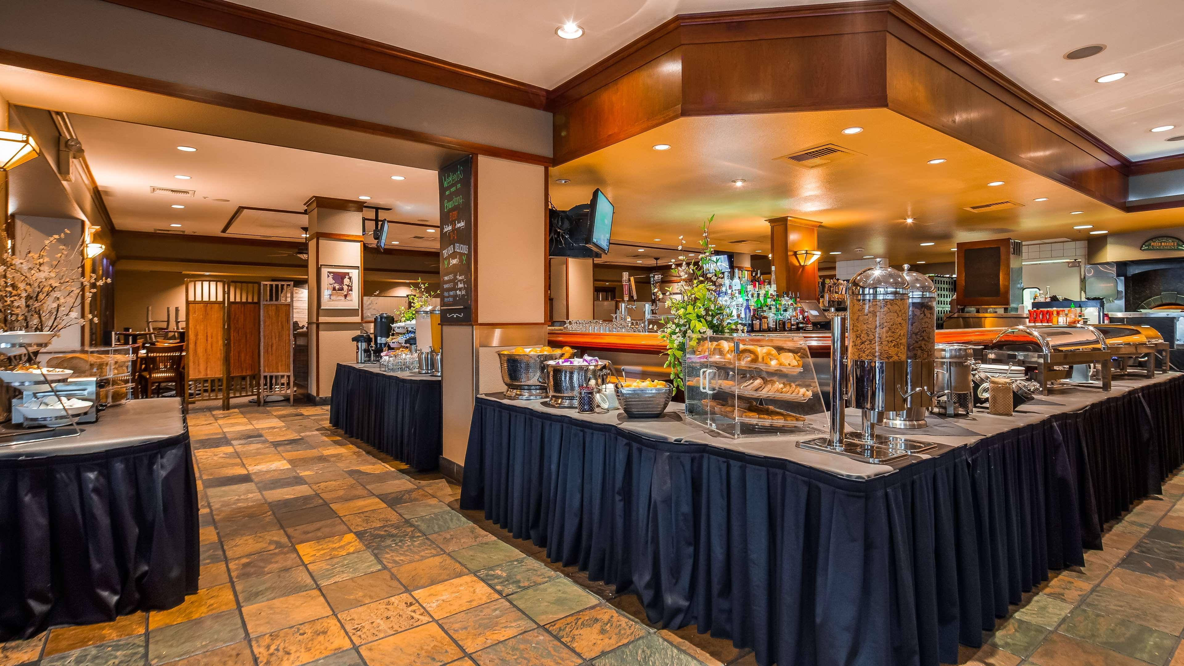 Best Western Plus Hilltop Inn Redding Kültér fotó
