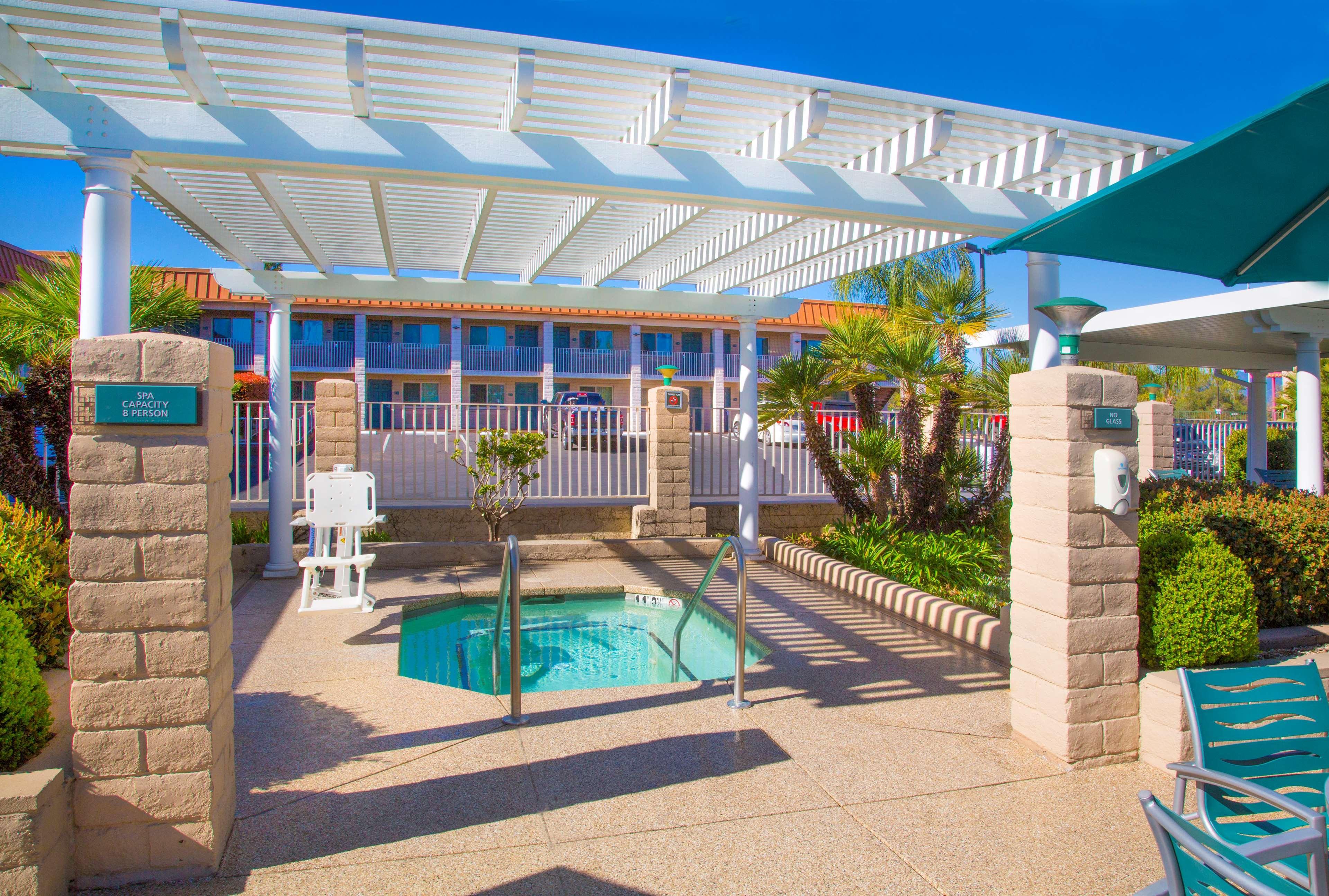 Best Western Plus Hilltop Inn Redding Kültér fotó